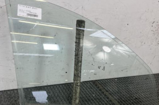 Vitre avant droit DACIA SANDERO 1