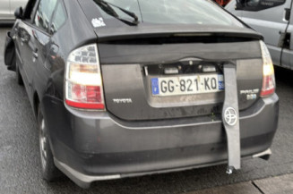 TOYOTA PRIUS 2 1.5i - 16V HYBRID