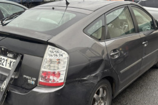 TOYOTA PRIUS 2 1.5i - 16V HYBRID