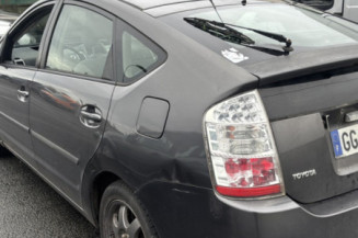 TOYOTA PRIUS 2 1.5i - 16V HYBRID