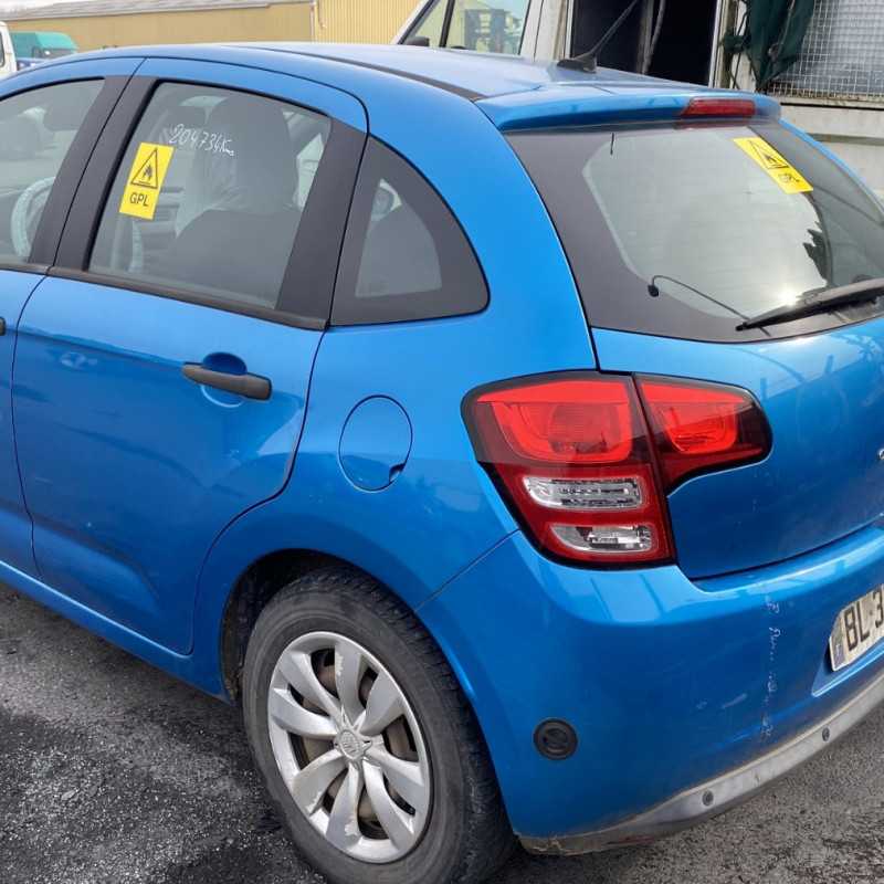 CITROEN C3 2 PHASE 1 1.4i - 8V Photo n°4