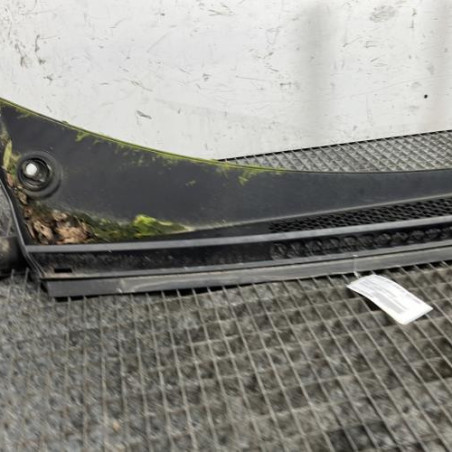 Baie de pare brise PEUGEOT 3008 1