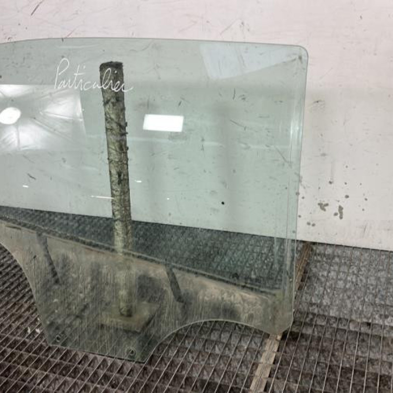 Vitre arriere droit CITROEN C3 3 Photo n°2