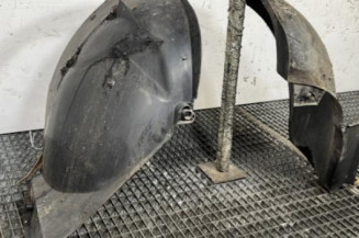 Pare boue avant gauche DACIA LOGAN 1