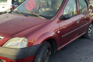 Pare boue avant gauche DACIA LOGAN 1