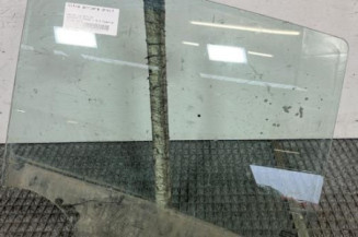 Vitre arriere droit DACIA SANDERO 2 Photo n°1