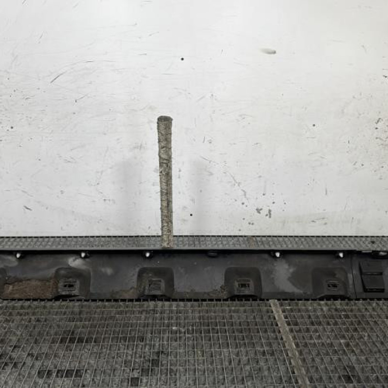 Bas de caisse droit DACIA SANDERO 2 Photo n°4