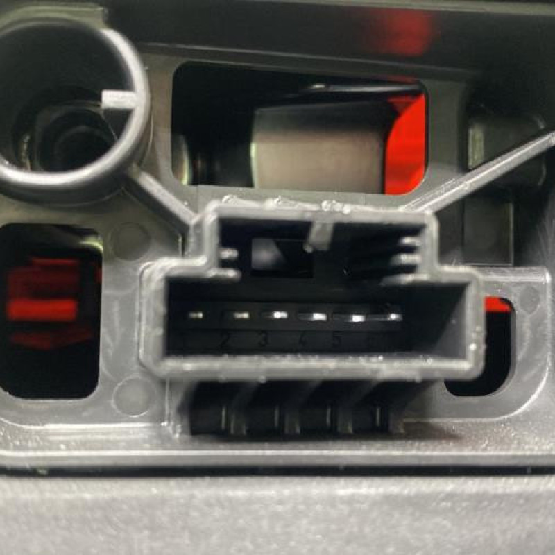 Feu arriere principal gauche (feux) VOLKSWAGEN POLO 5 Photo n°3