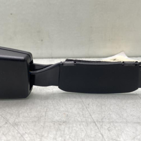 Attache ceinture avant gauche VOLKSWAGEN POLO 5