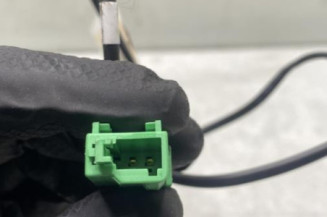 Attache ceinture avant gauche VOLKSWAGEN POLO 5