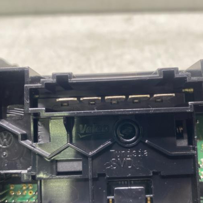 Commande chauffage VOLKSWAGEN POLO 5 Photo n°4