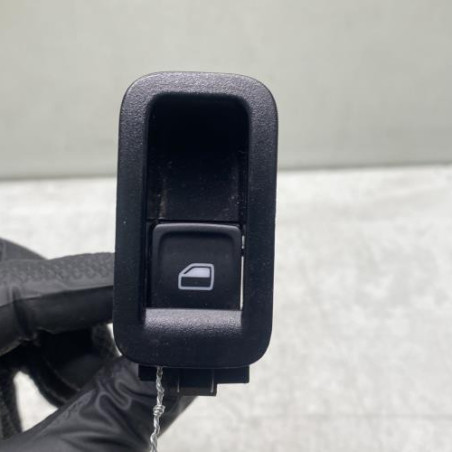Interrupteur de leve vitre avant droit VOLKSWAGEN POLO 5 Photo n°1