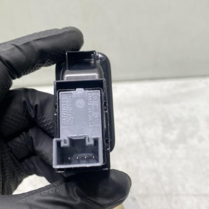 Interrupteur de leve vitre avant droit VOLKSWAGEN POLO 5 Photo n°3