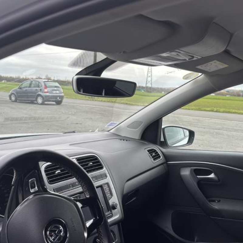 Interrupteur de leve vitre avant droit VOLKSWAGEN POLO 5 Photo n°17