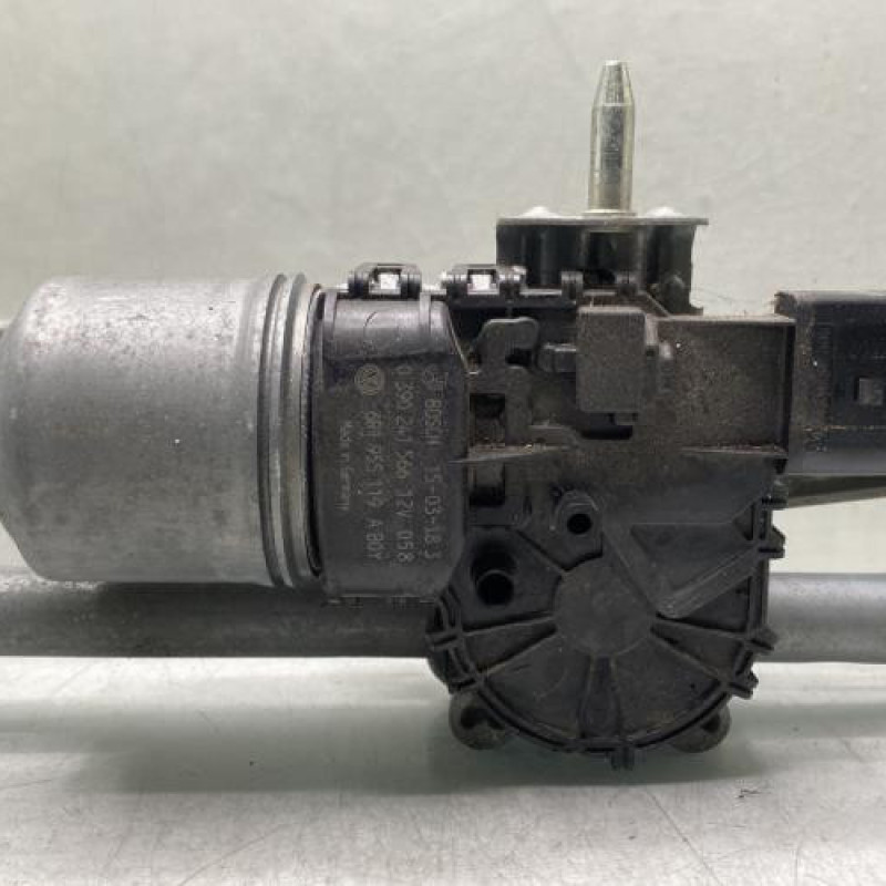 Moteur essuie glace avant VOLKSWAGEN POLO 5 Photo n°4