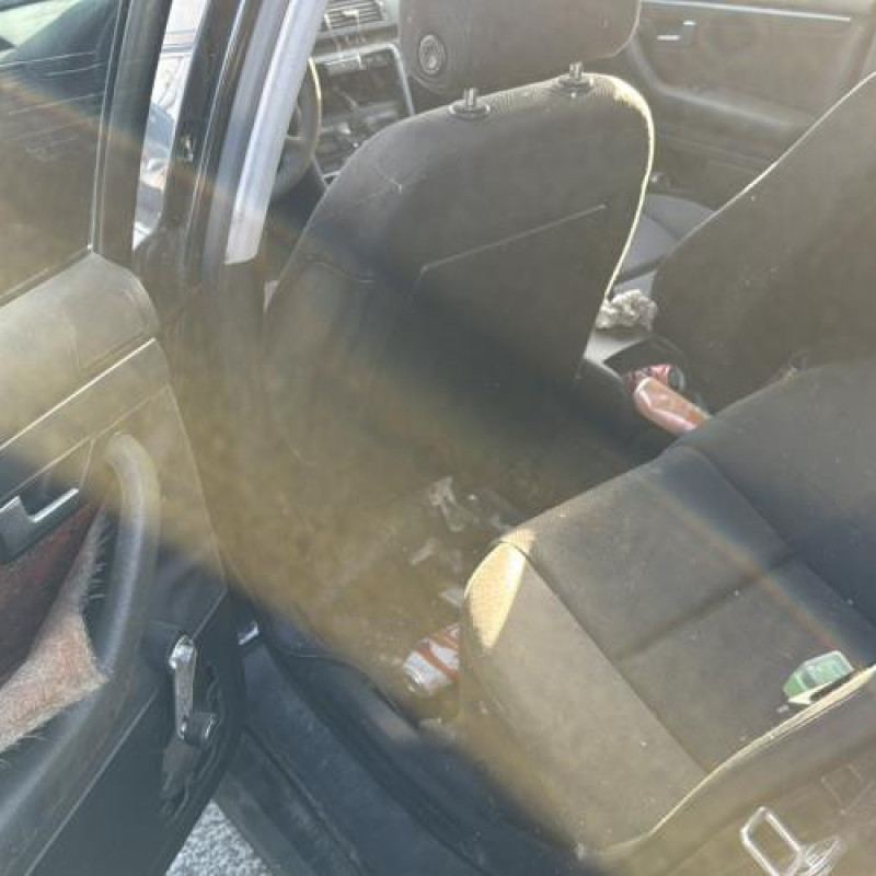 Optique avant principal droit (feux)(phare) AUDI A4 2 Photo n°12