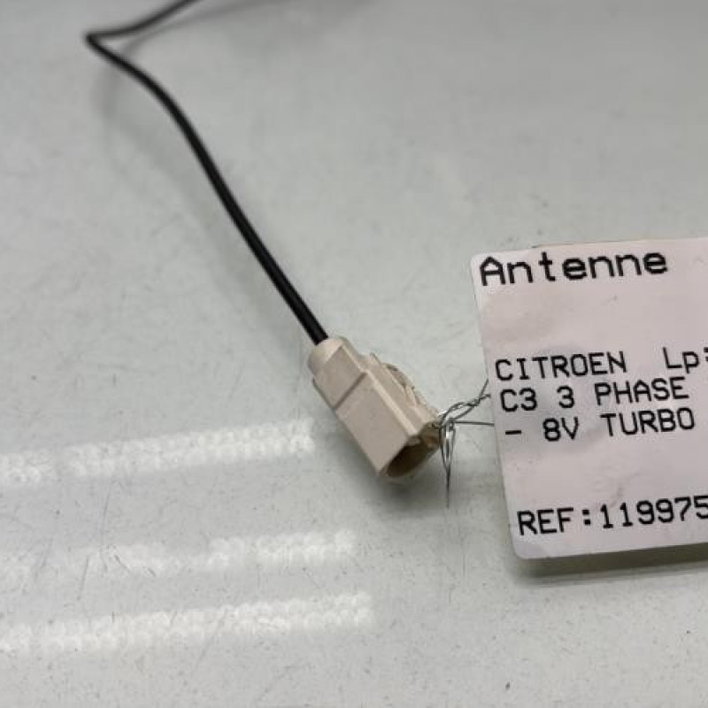 Antenne CITROEN C3 3 Photo n°4