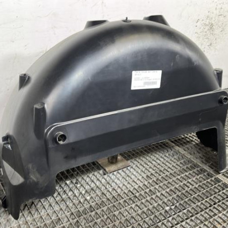 Pare boue arriere droit NISSAN PRIMASTAR 2