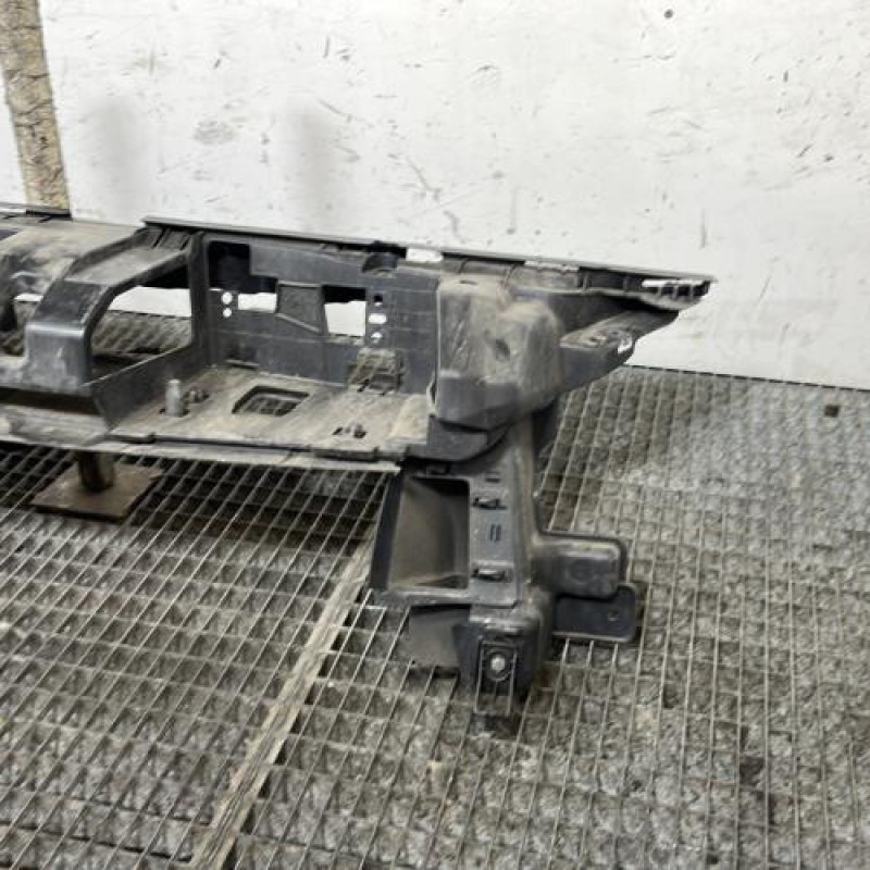 Armature avant, Masque avant PEUGEOT 3008 1 Photo n°3