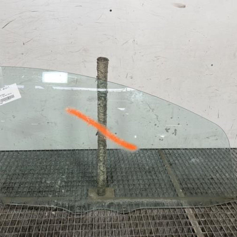 Vitre avant droit CITROEN C1 1 Photo n°1