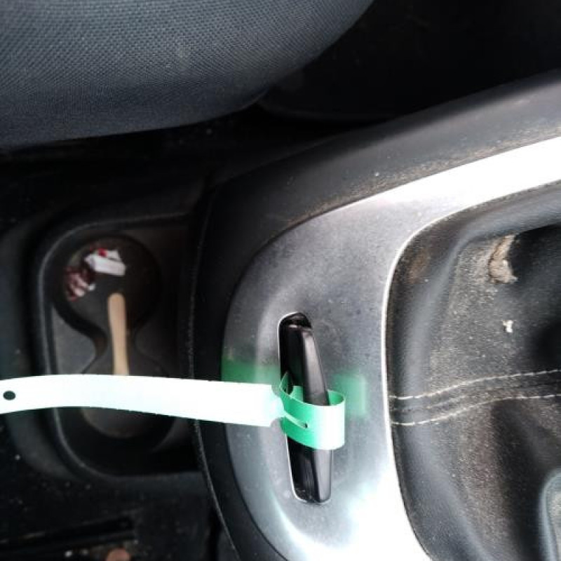 Pare choc arriere RENAULT SCENIC 3 Photo n°13