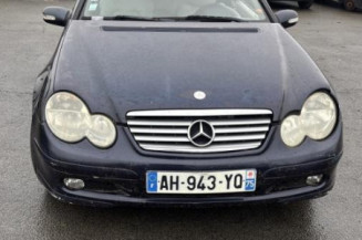 Pare choc arriere MERCEDES CLASSE C 203 COUPE SPORT