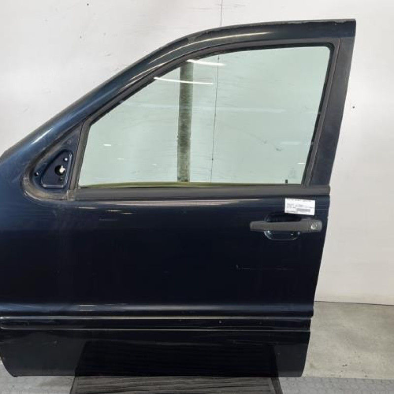 Porte avant gauche MERCEDES CLASSE M 163 Photo n°1