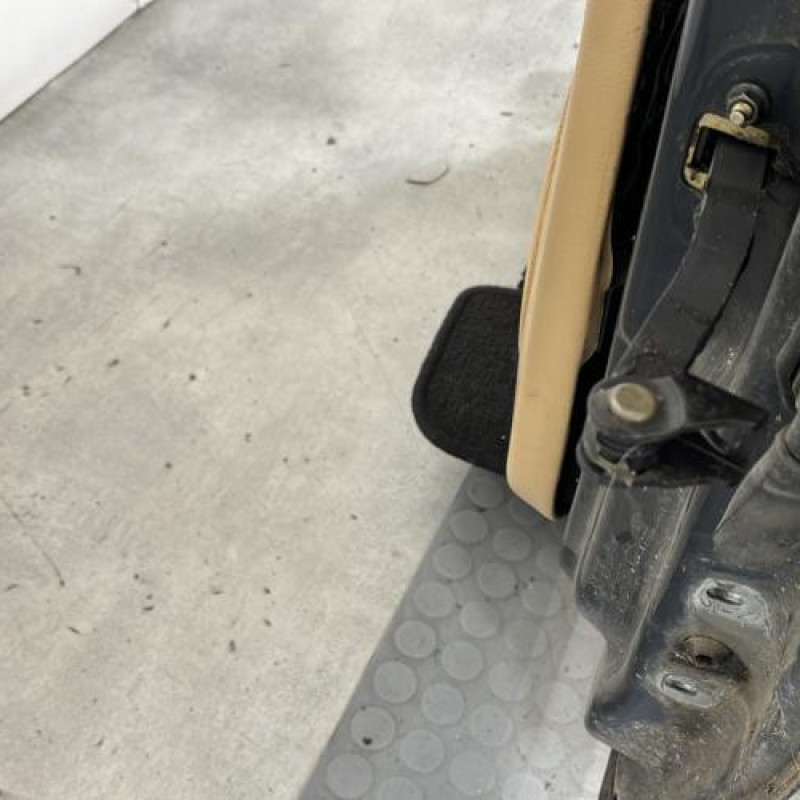 Porte avant gauche MERCEDES CLASSE M 163 Photo n°5