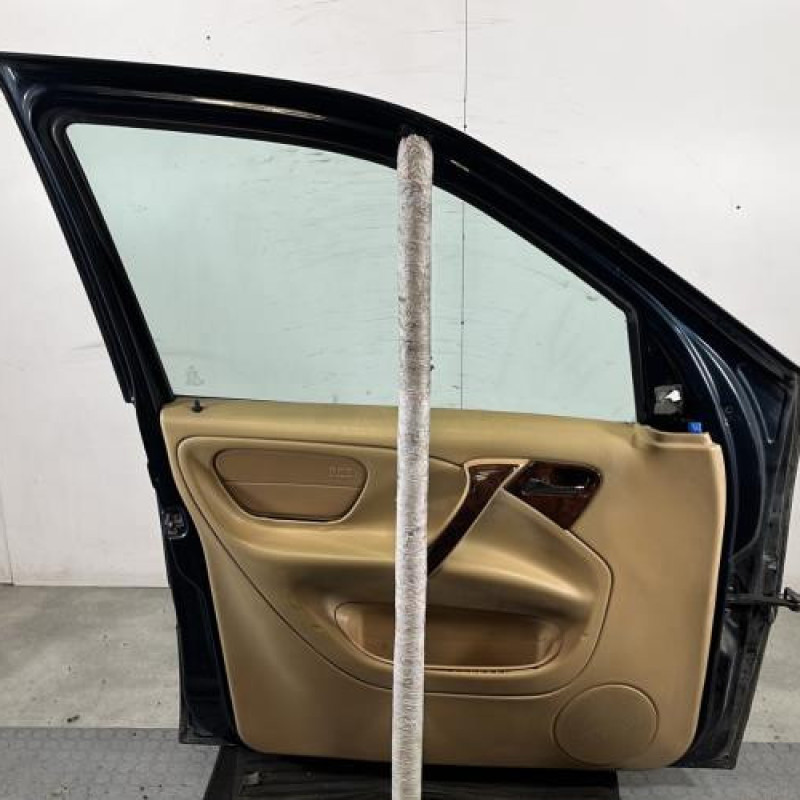 Porte avant gauche MERCEDES CLASSE M 163 Photo n°6