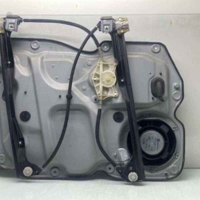 Leve vitre electrique avant droit VOLKSWAGEN TOURAN 1 Photo n°3