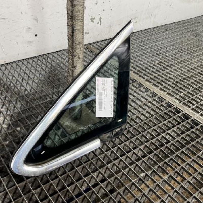 Custode avant gauche OPEL ASTRA J Photo n°2