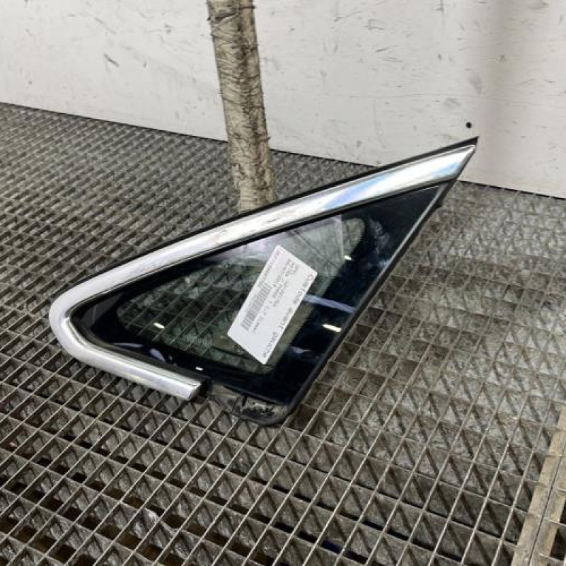 Custode avant gauche OPEL ASTRA J Photo n°3