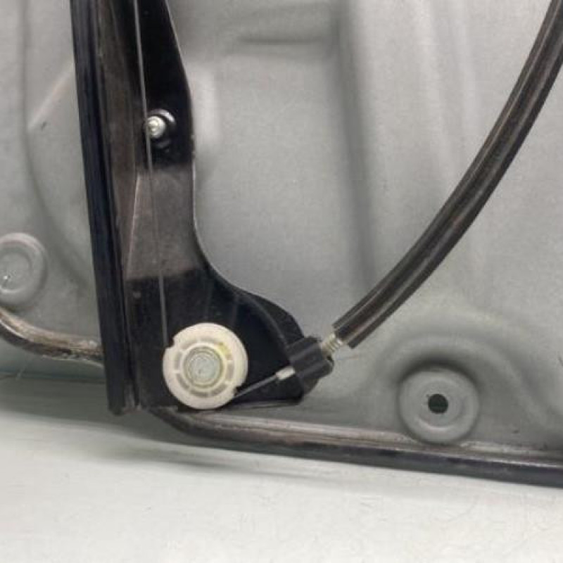 Leve vitre electrique avant droit VOLKSWAGEN TOURAN 1 Photo n°4
