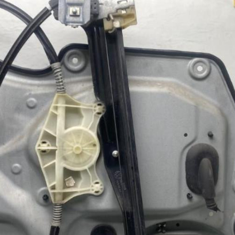 Leve vitre electrique avant droit VOLKSWAGEN TOURAN 1 Photo n°5