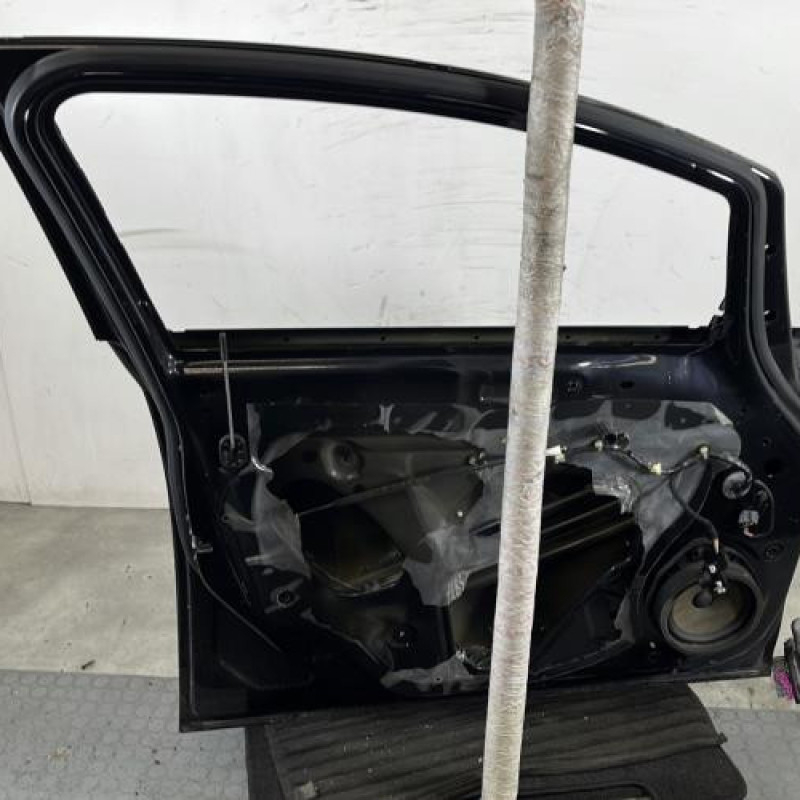 Porte avant gauche OPEL ASTRA J Photo n°7