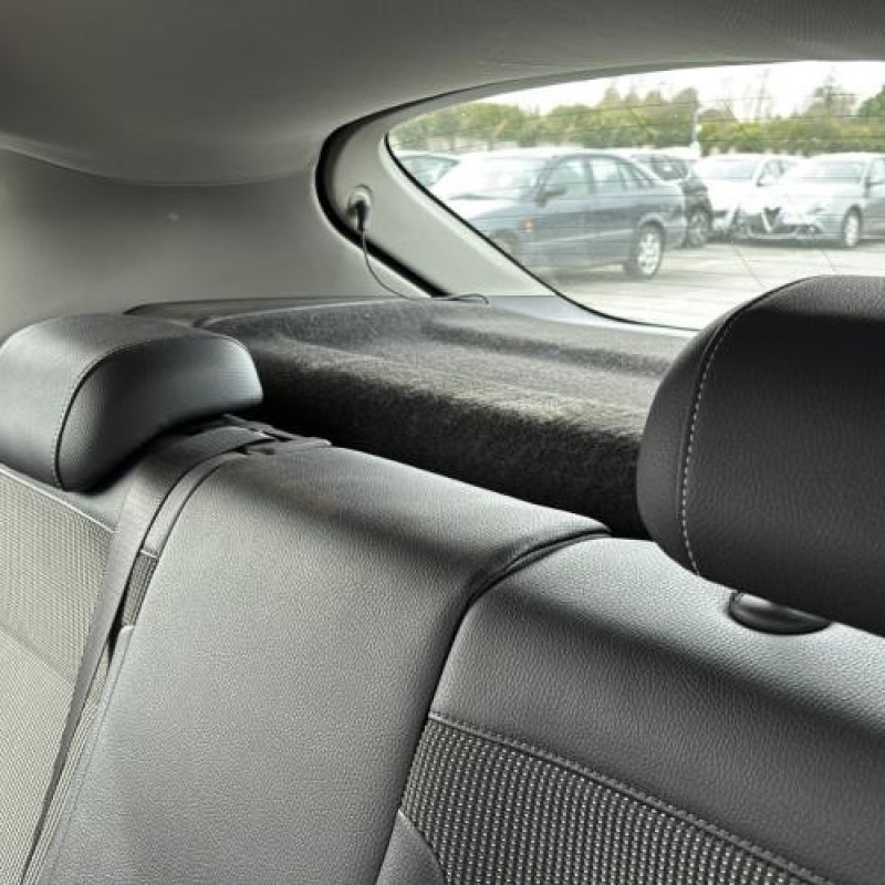 Porte avant gauche OPEL ASTRA J Photo n°18