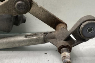 Moteur essuie glace avant RENAULT LAGUNA 3
