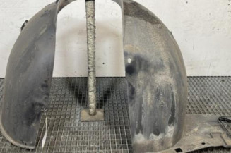 Pare boue avant gauche PEUGEOT 207 Photo n°1