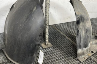 Pare boue avant gauche PEUGEOT 207