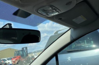 Pare boue avant gauche PEUGEOT 207