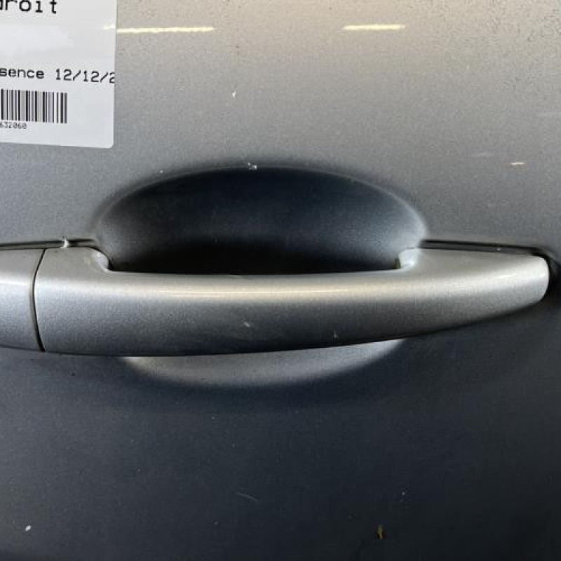 Porte avant droit CITROEN C3 2 Photo n°2