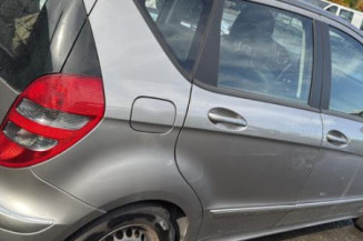 Aile avant gauche MERCEDES CLASSE A 169