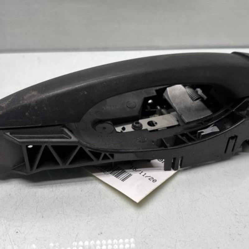 Poignee porte arriere droit CITROEN C4 CACTUS Photo n°3