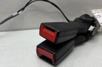 Attache ceinture arriere droit CITROEN C4 CACTUS Photo n°1