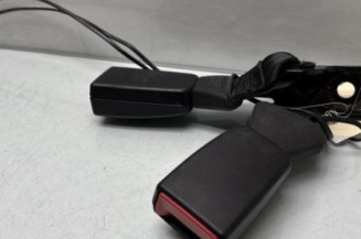 Attache ceinture arriere droit CITROEN C4 CACTUS