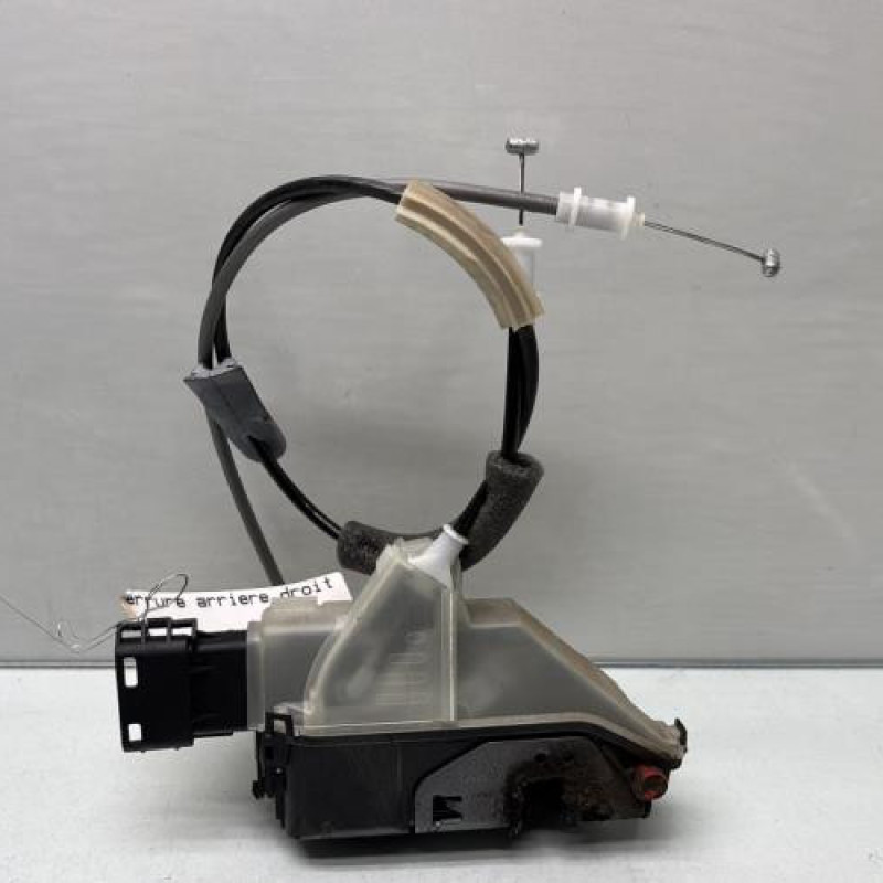 Serrure arriere droit CITROEN C4 CACTUS Photo n°3