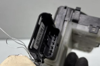 Serrure arriere droit CITROEN C4 CACTUS