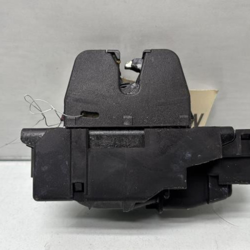 Serrure de coffre CITROEN C4 CACTUS Photo n°2