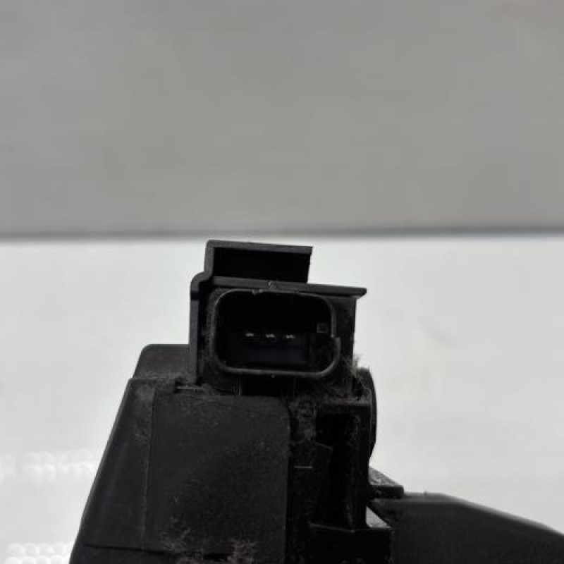 Serrure de coffre CITROEN C4 CACTUS Photo n°3