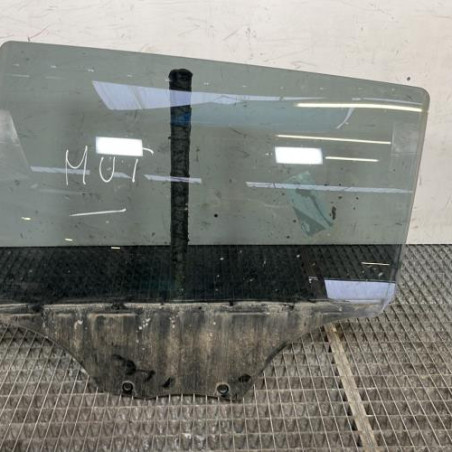 Vitre arriere gauche PEUGEOT 2008 1 Photo n°1